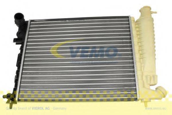 VEMO V42600001 Радіатор, охолодження двигуна