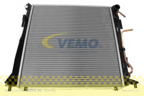 VEMO V52600001 Радіатор, охолодження двигуна